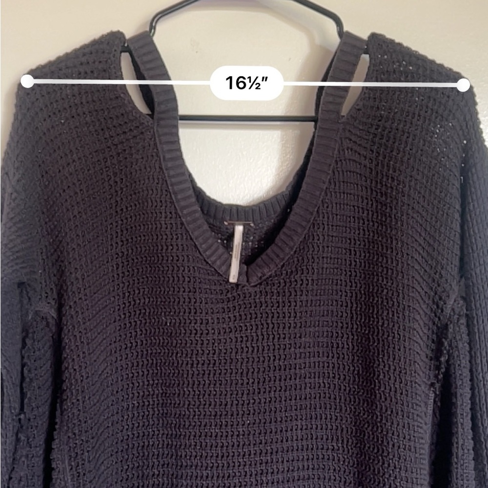 NWOT Free People Cold Shoulder Sweater Size Small - Picture 5 of 9